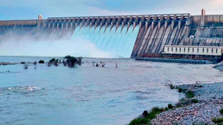 AP writes to KRMB to invite TS no longer to attract water for energy era from Sagar challenge